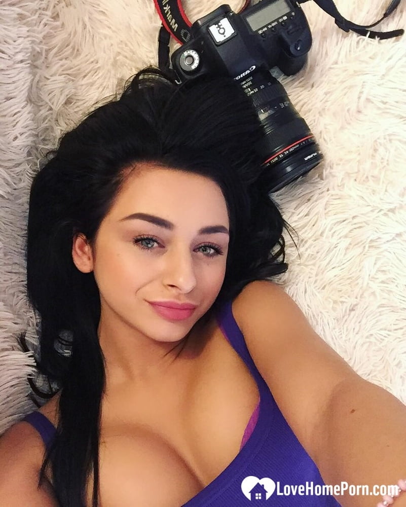 Attractive amateur babe posing in hot outfits and naked to take sexy selfies